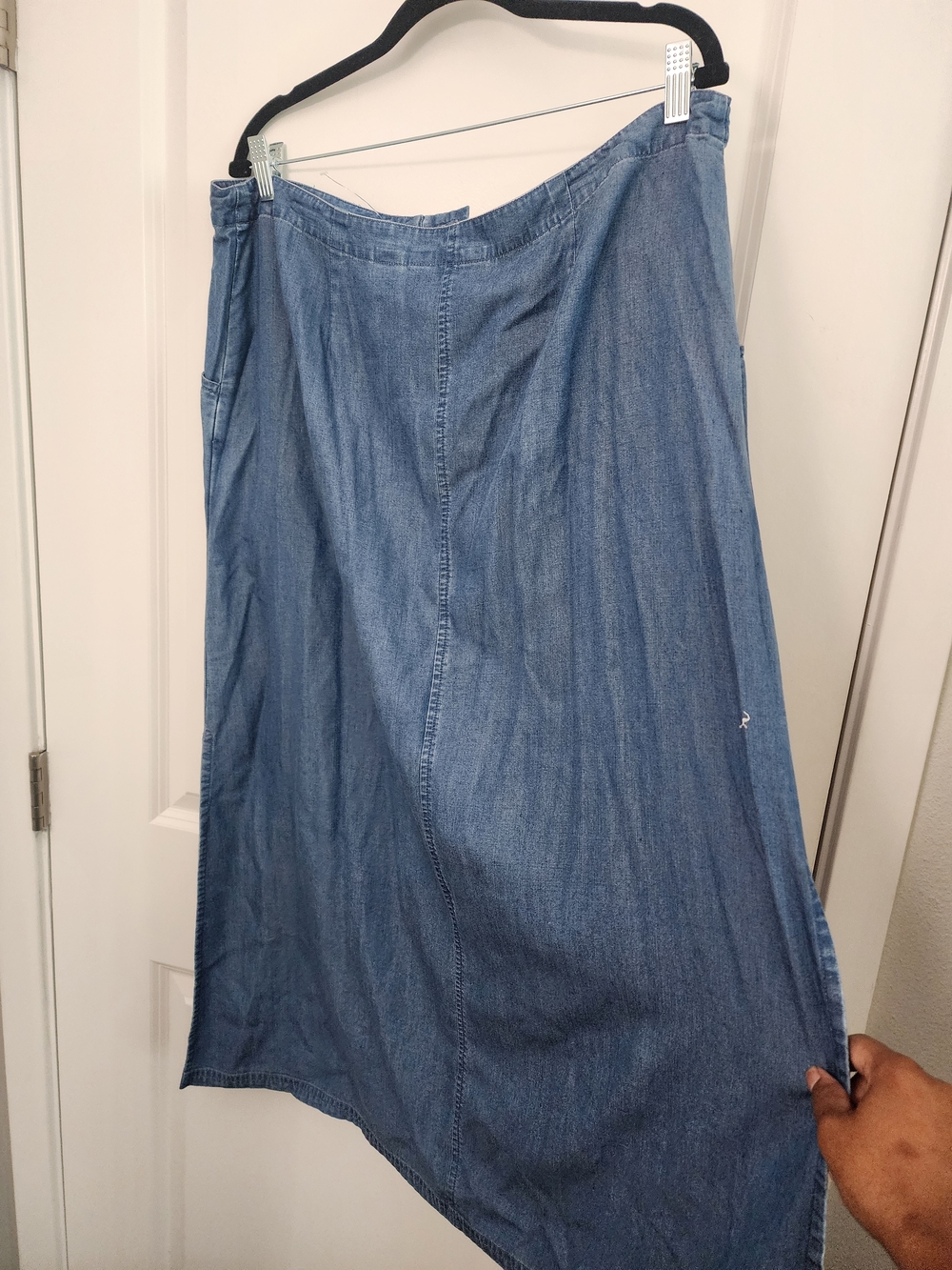5/$30 Chambray  Denim Midi Skirt with Drawstring Waist Size 16 - Picture 6 of 6